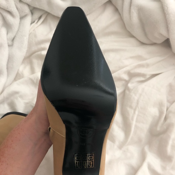 Vintage boots (worn around house) - Picture 5 of 7